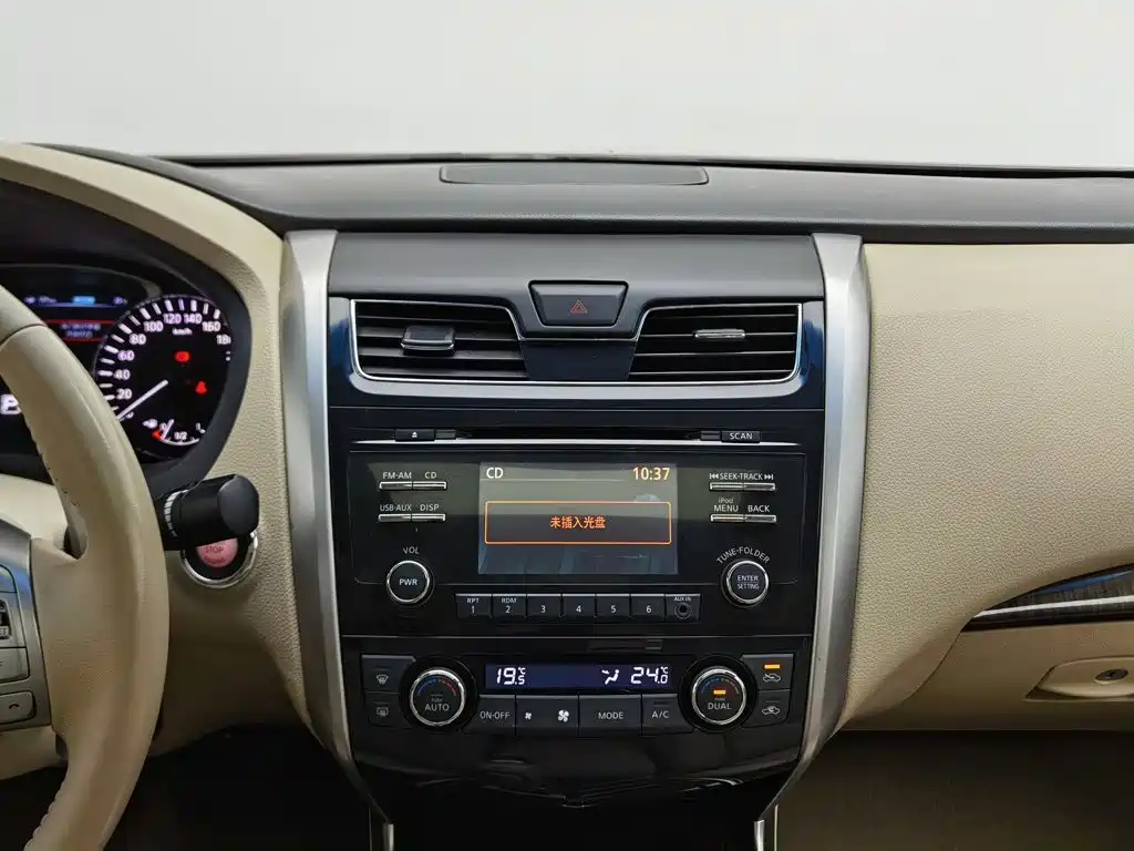 Nissan Teana — миниатюра 12