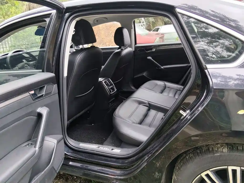 Volkswagen Passat — миниатюра 15