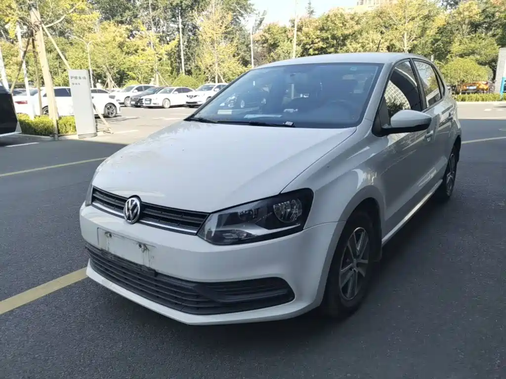 Volkswagen Polo — миниатюра 2