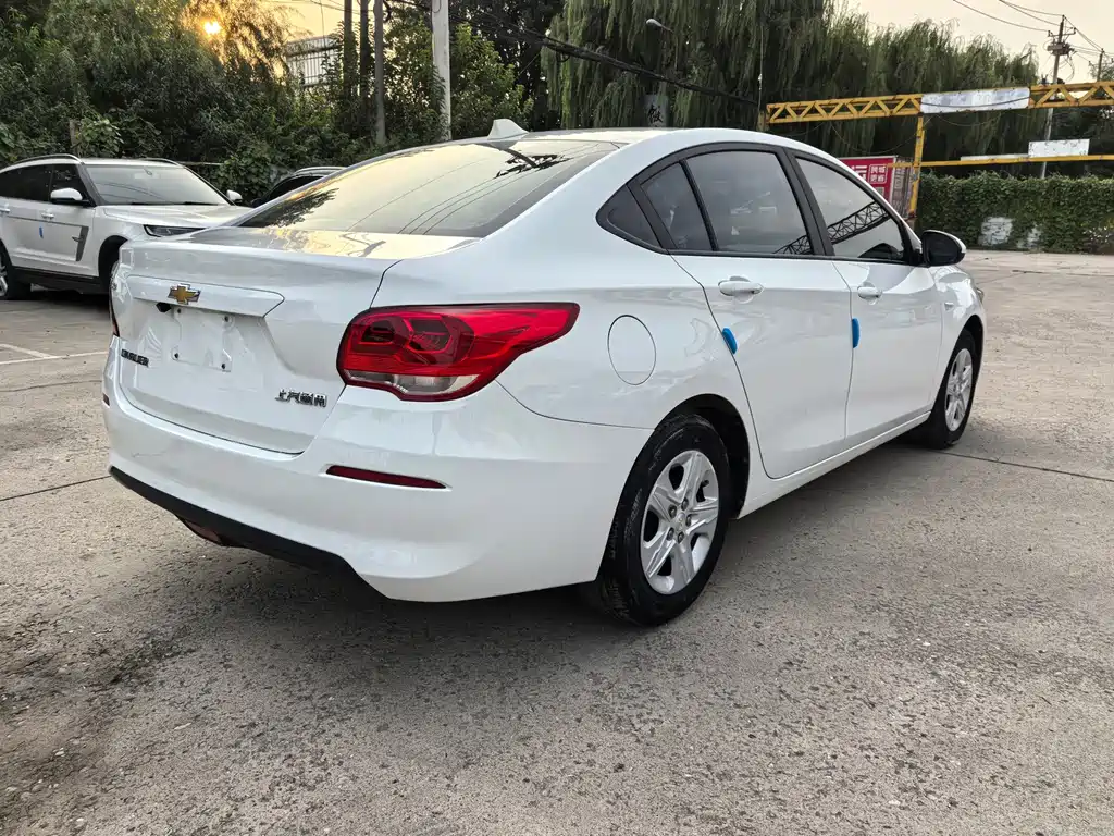Chevrolet Cavalier — миниатюра 7