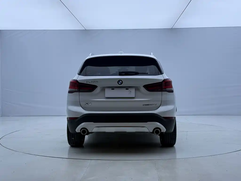 BMW X1 — миниатюра 5