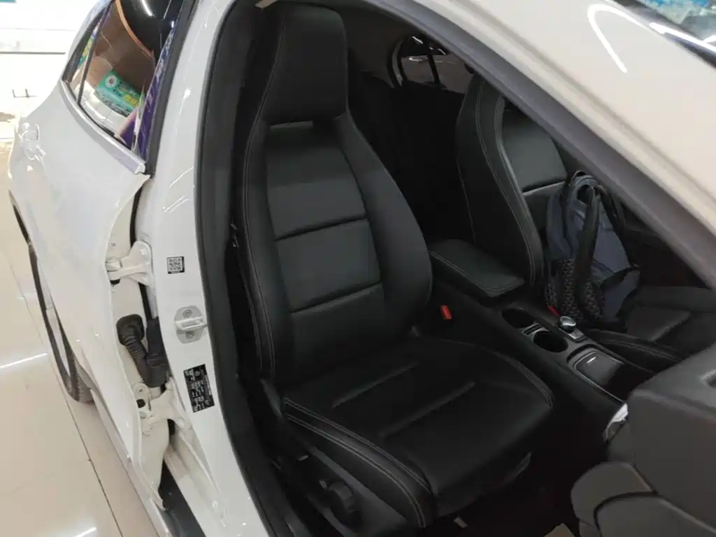 Mercedes-Benz GLA — миниатюра 25