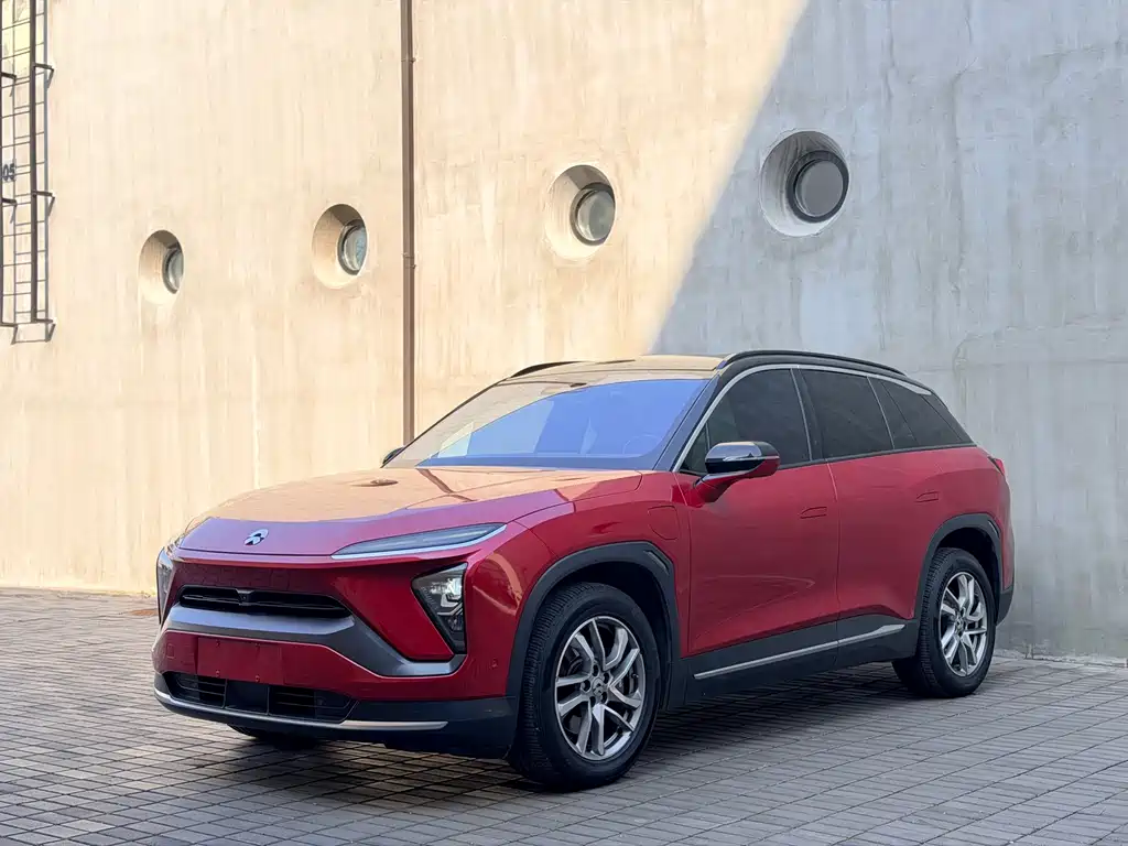 NIO ES6