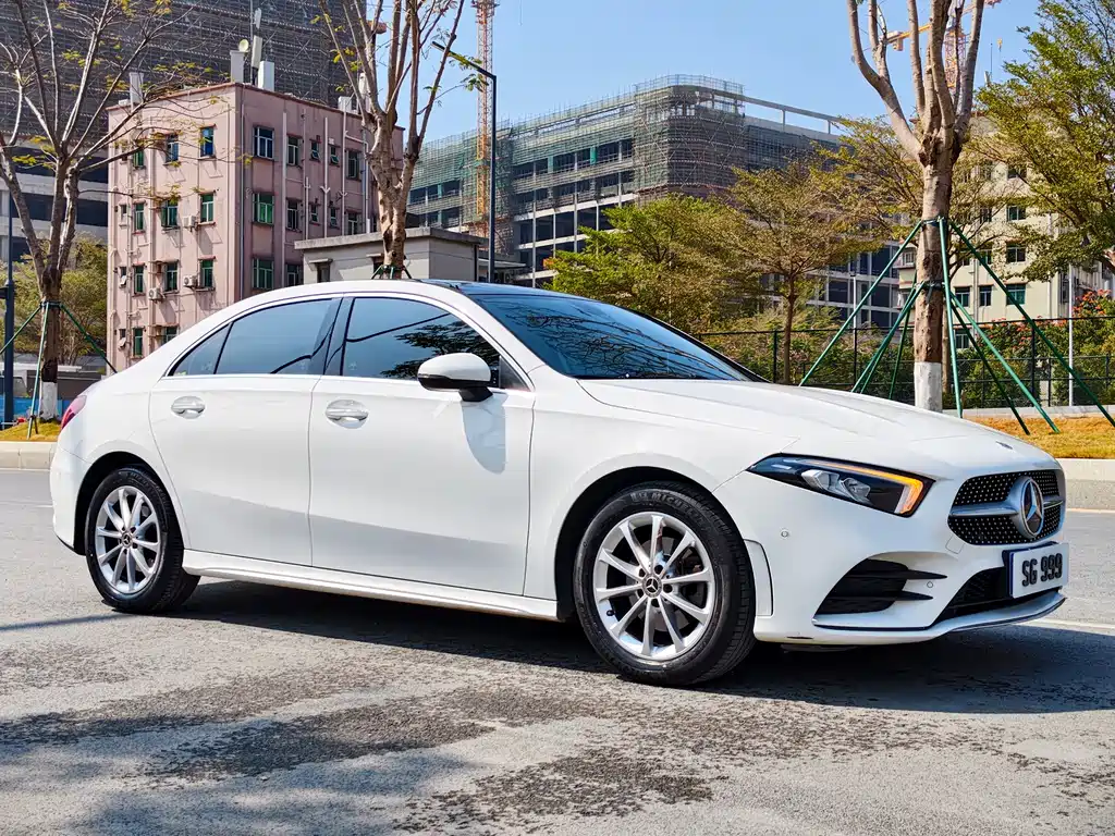 MERCEDES-BENZ A CLASS