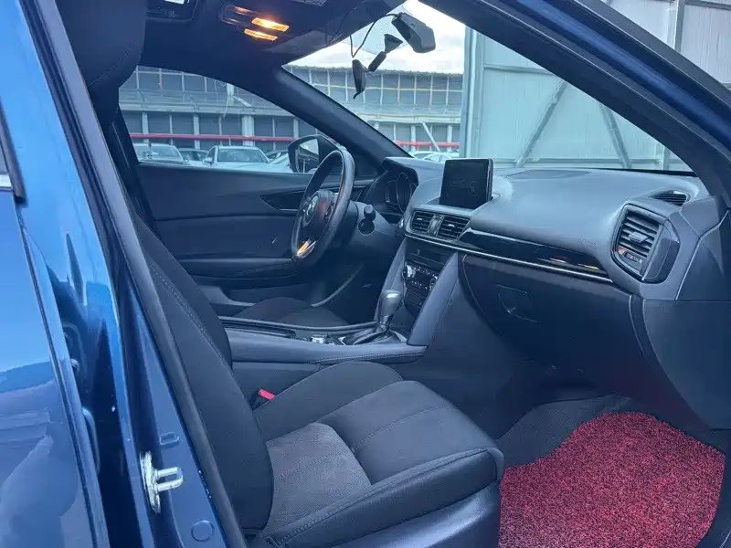 Mazda CX-4 — миниатюра 9