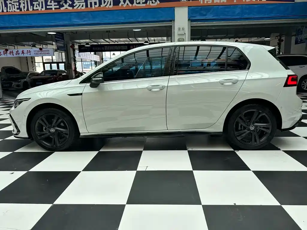 Volkswagen Golf — миниатюра 6