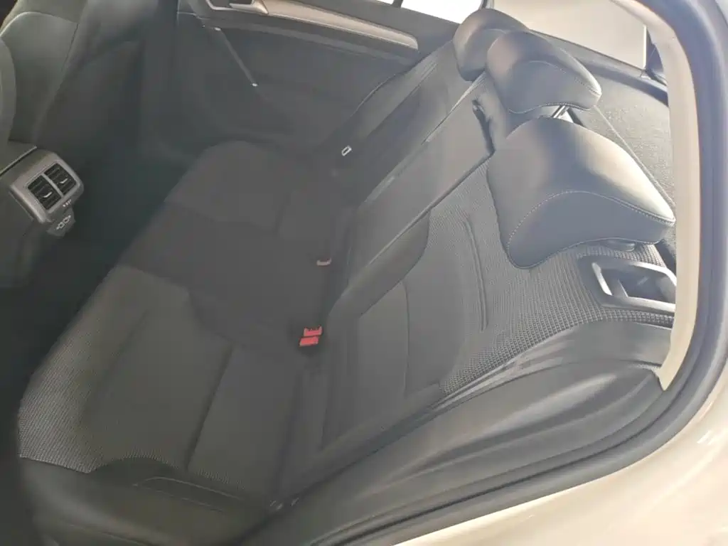 Volkswagen Golf — миниатюра 17