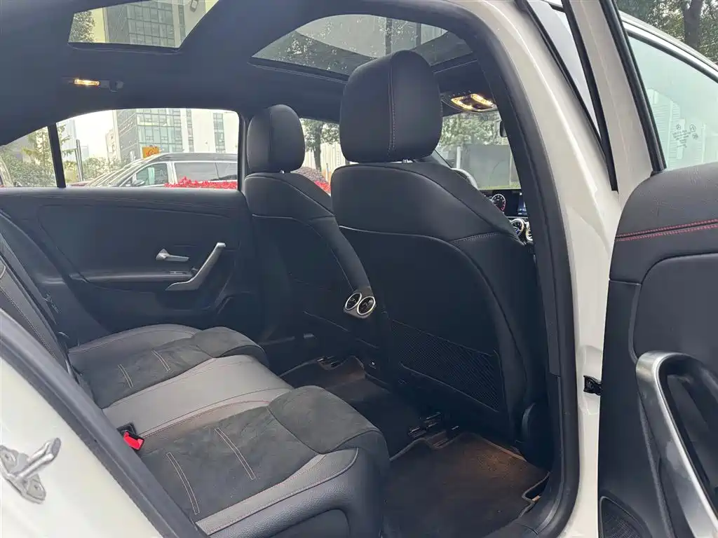 MERCEDES-BENZ A CLASS