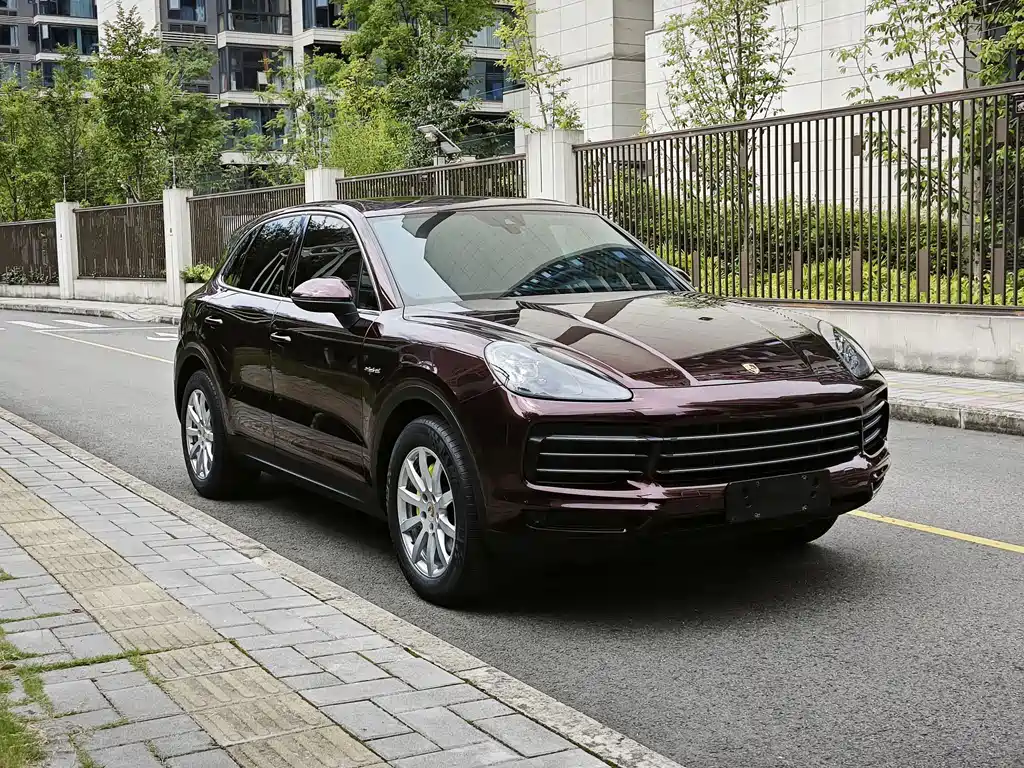 Porsche Cayenne Hybrid — миниатюра 3