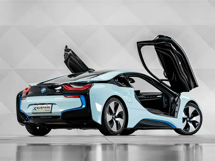 BMW i8 — миниатюра 15
