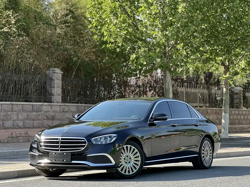 Mercedes-Benz E-Class 2021