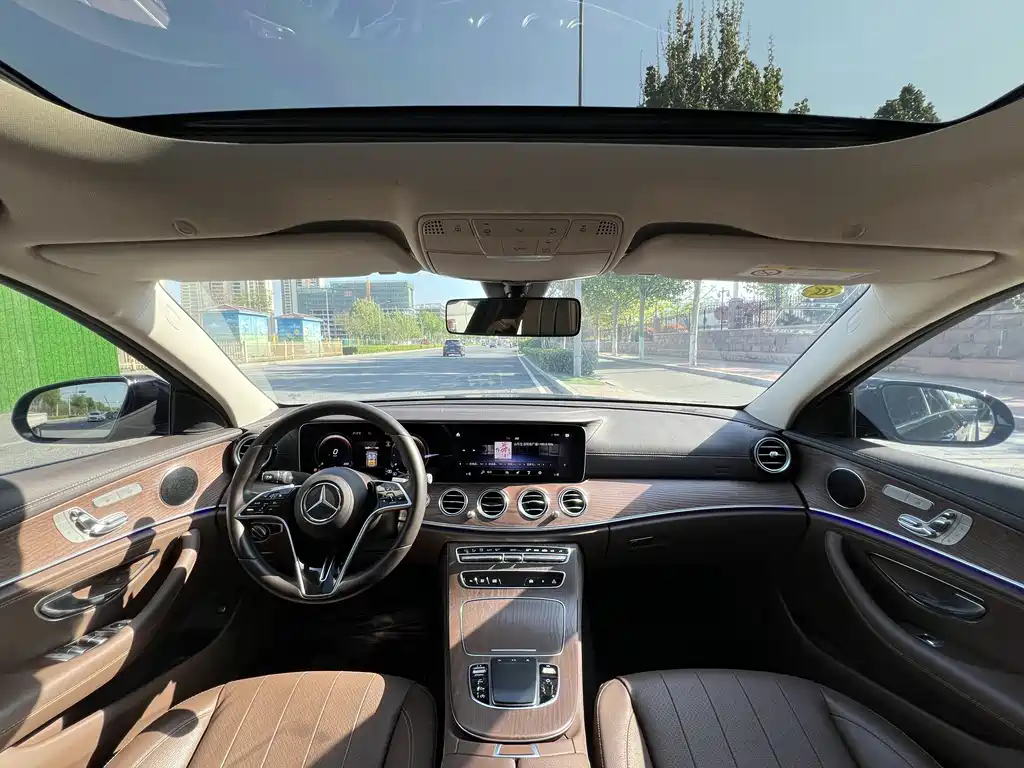 Mercedes-Benz E-Class E 2022 E 300 L Fashion