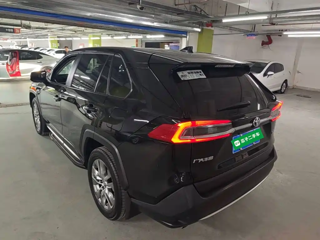 Toyota Wildlander — миниатюра 5