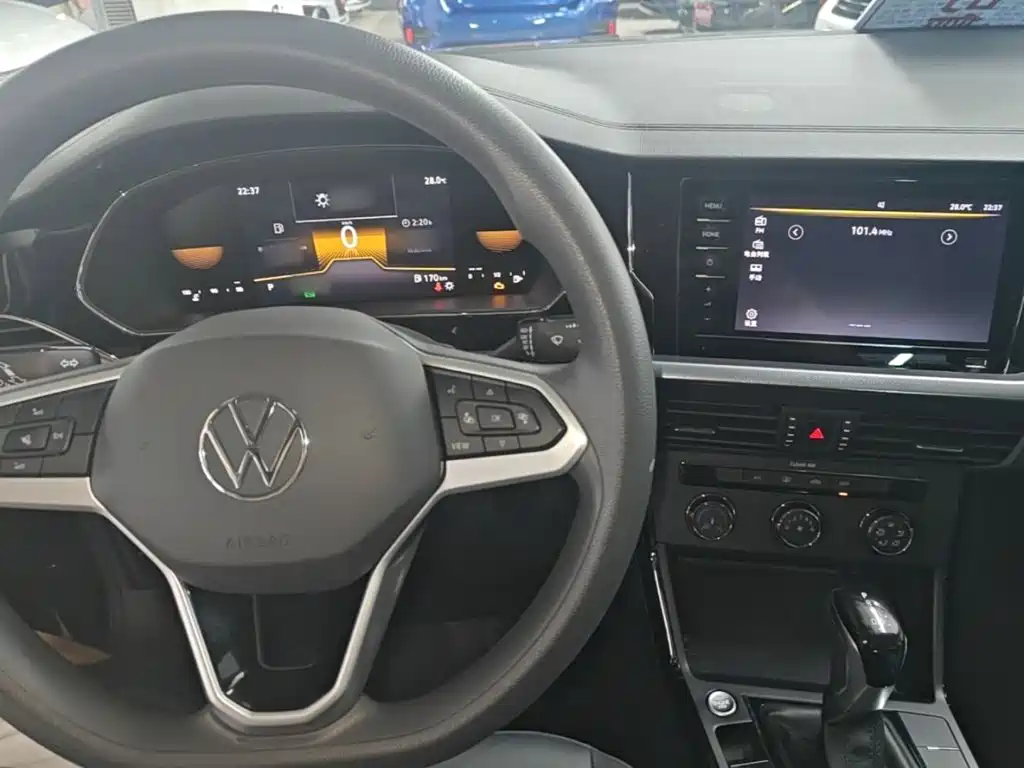 Volkswagen Passat — миниатюра 10