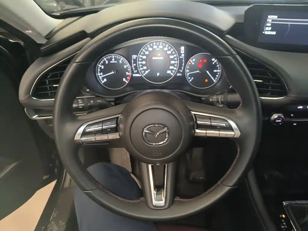 Mazda 3 Axela — миниатюра 11