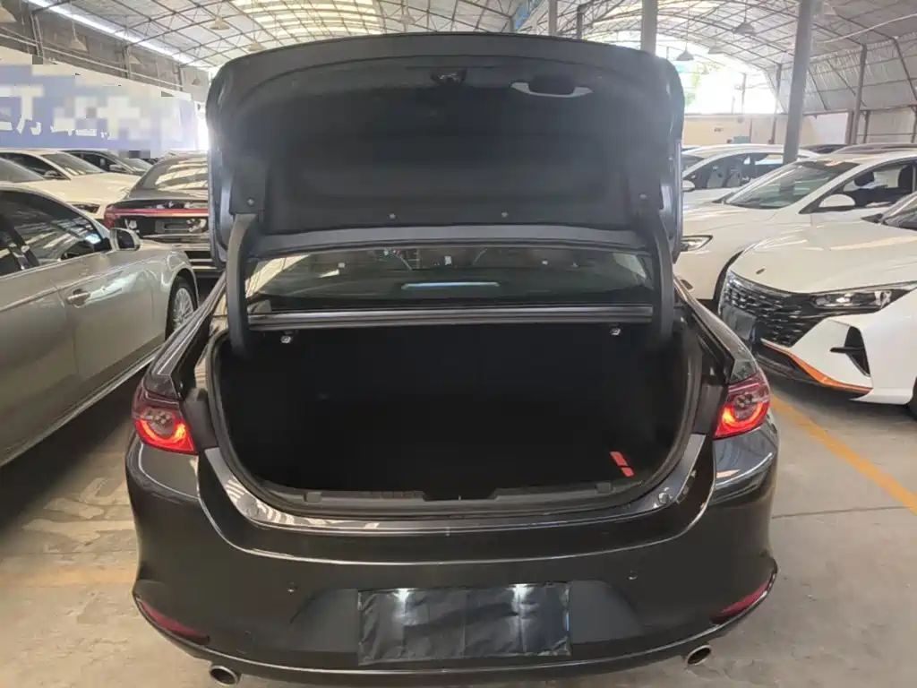Mazda 3 Axela — миниатюра 19
