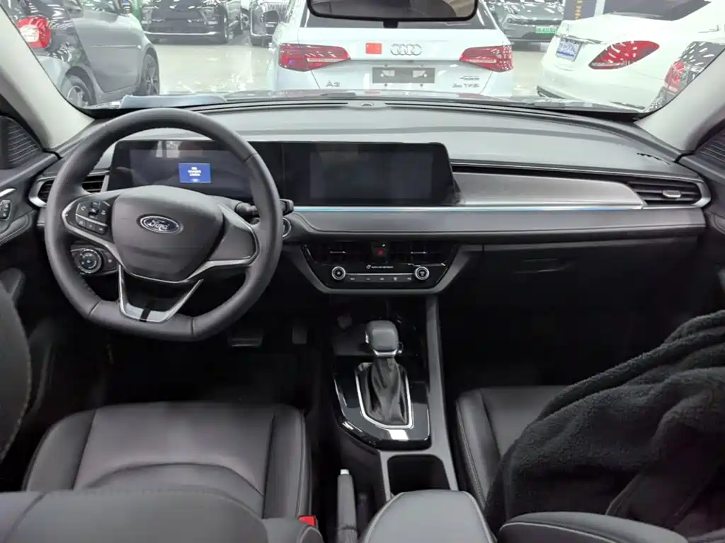 Ford Escort — миниатюра 10