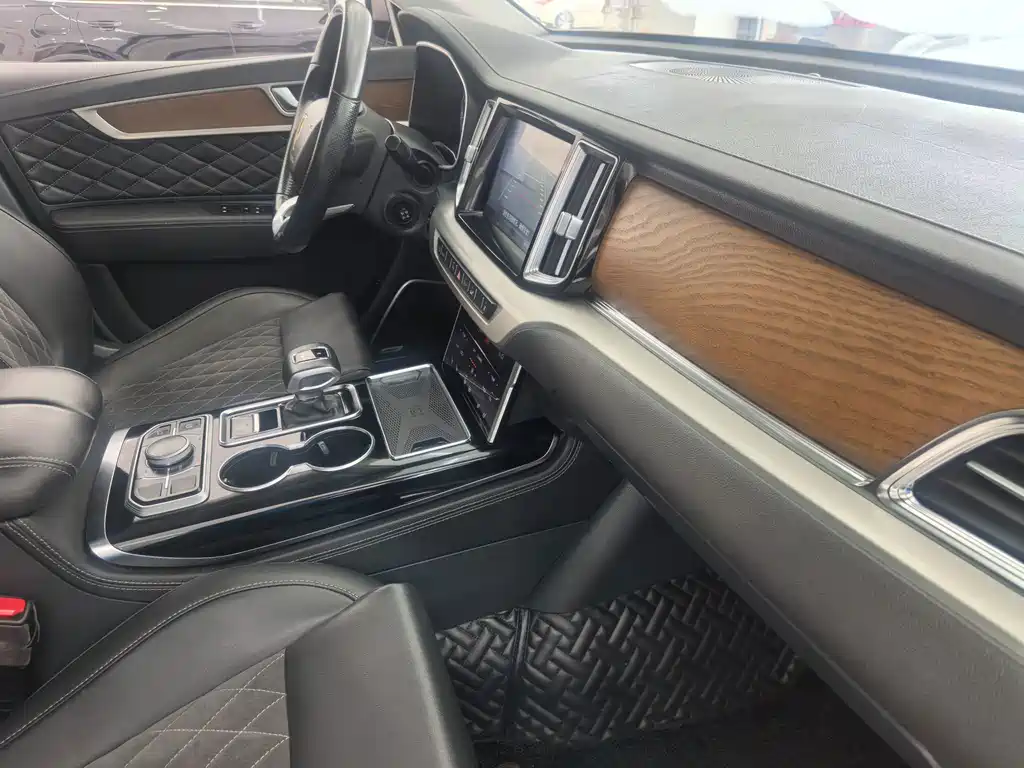 Hongqi Hongqi HS7 — миниатюра 10