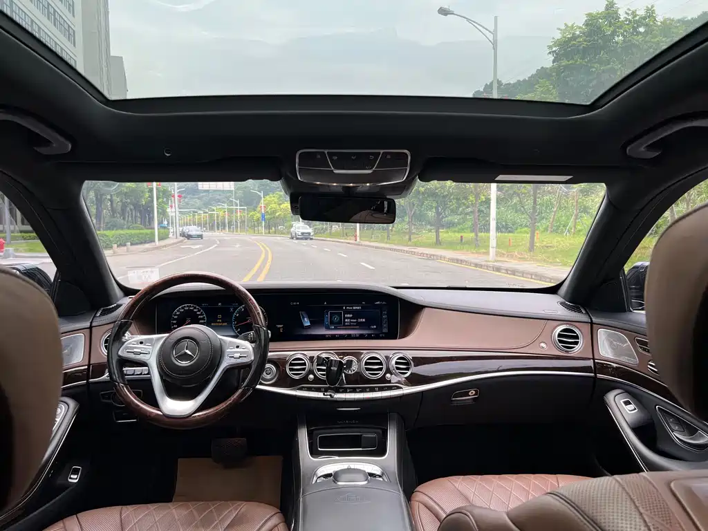 Mercedes-Benz S-Class — миниатюра 12