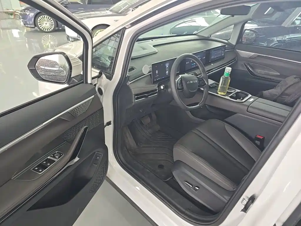 MAXUS G70 — миниатюра 16