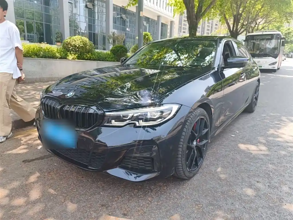 BMW 3 Series 2022