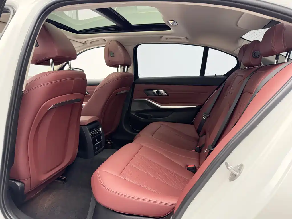 BMW 3 Series — миниатюра 15