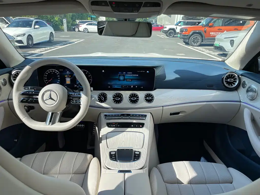 Mercedes-Benz E-Class (Import) — миниатюра 10