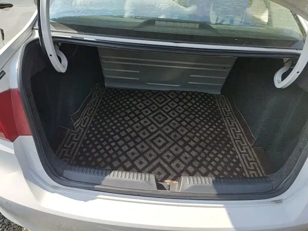 Volkswagen Santana — миниатюра 19
