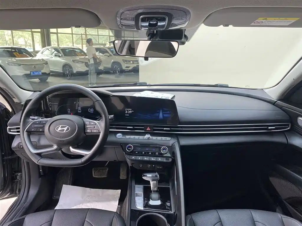 Hyundai Elantra id 4514214 из Китая 18