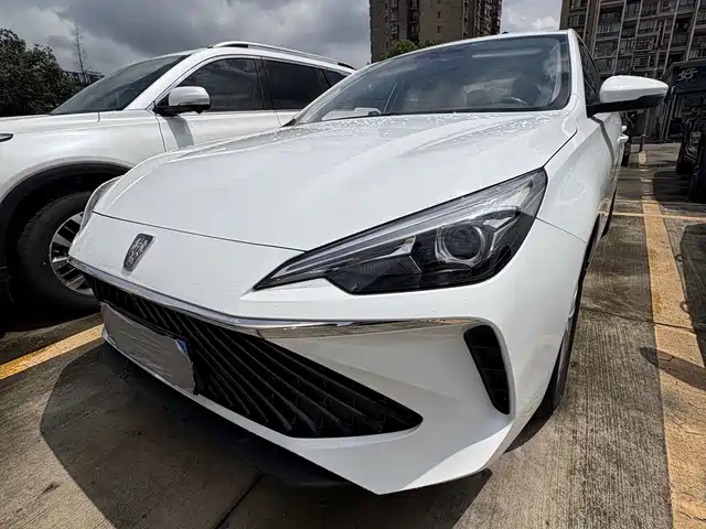 2025 Roewe i5