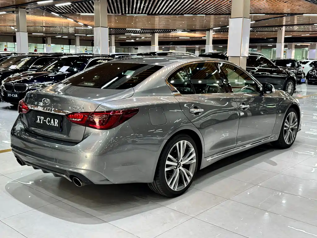 Infiniti Q50L 2018 2.0T Sport V