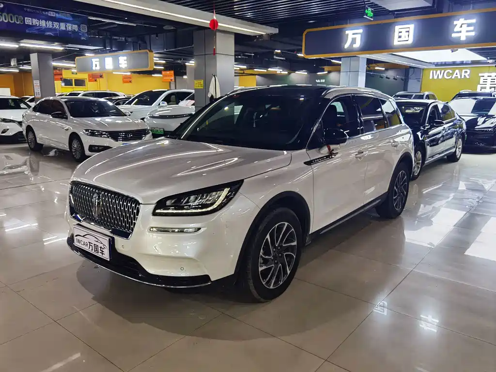 Lincoln Corsair — миниатюра 2