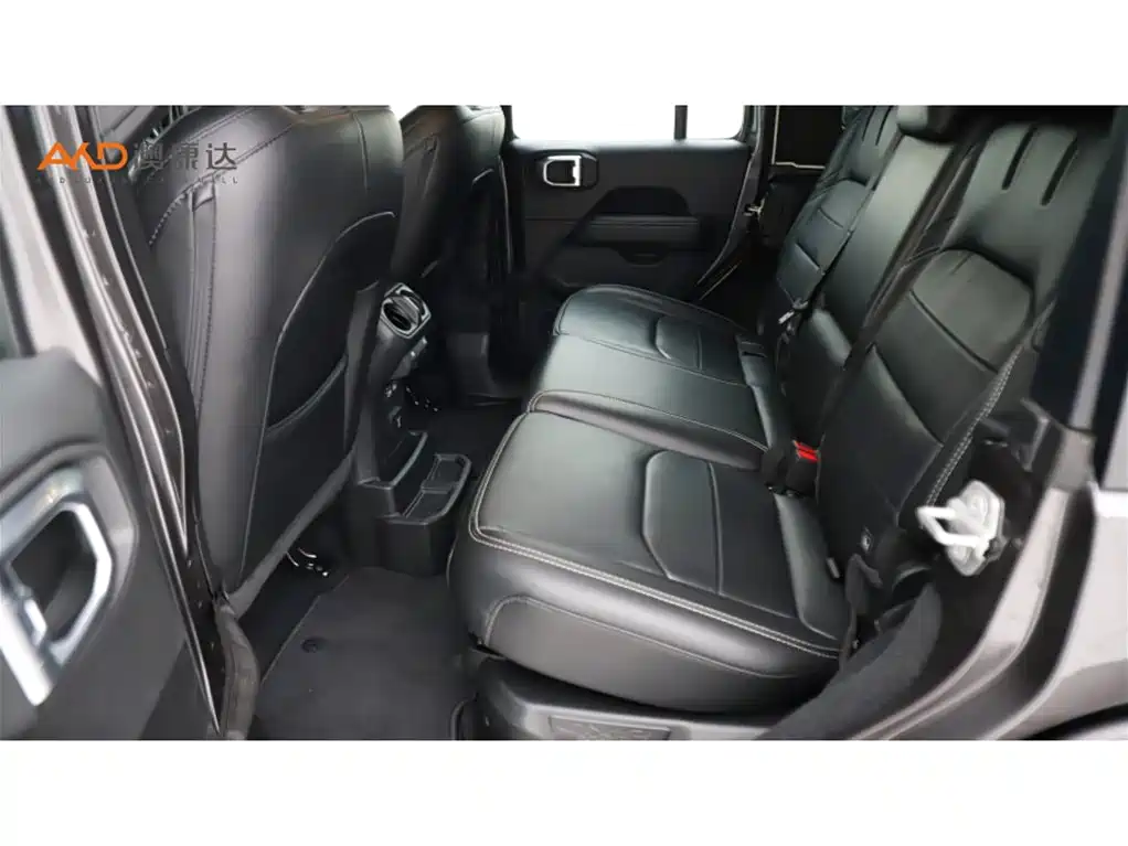 Jeep Wrangler PHEV — миниатюра 7