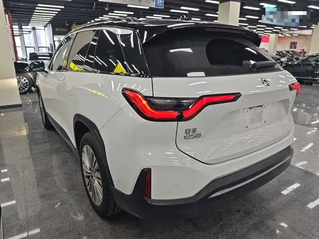 NIO ES6 — миниатюра 5