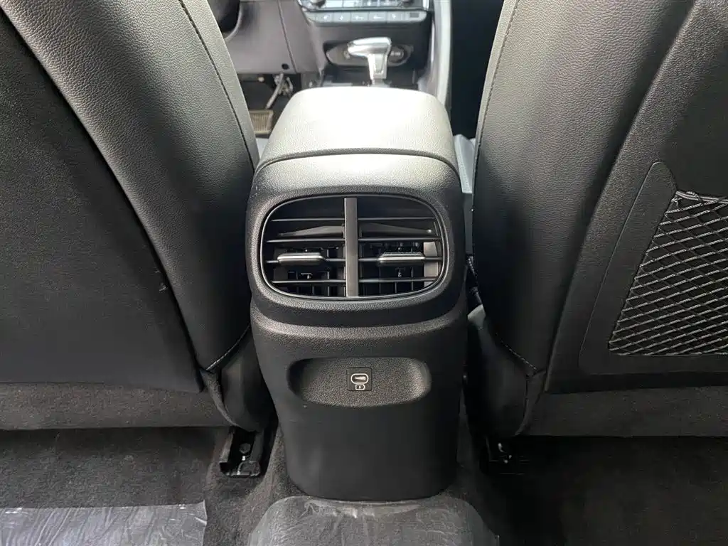 Hyundai Elantra id 4514214 из Китая 19