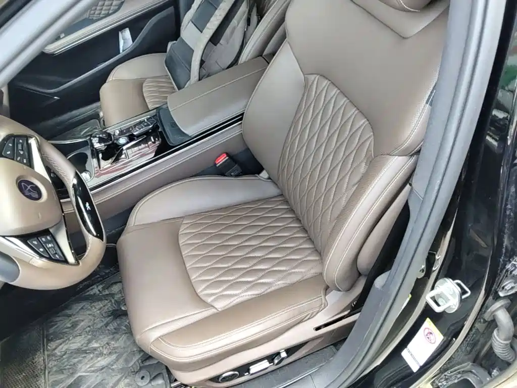 BYD Han — миниатюра 15