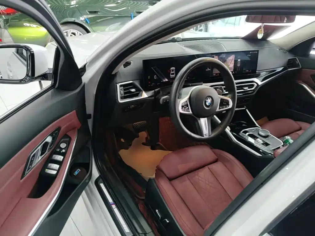 BMW 3 Series — миниатюра 16