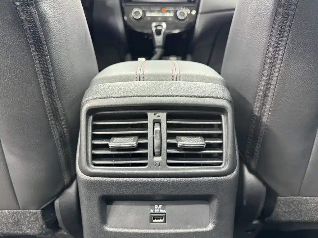 Nissan Qashqai — миниатюра 16