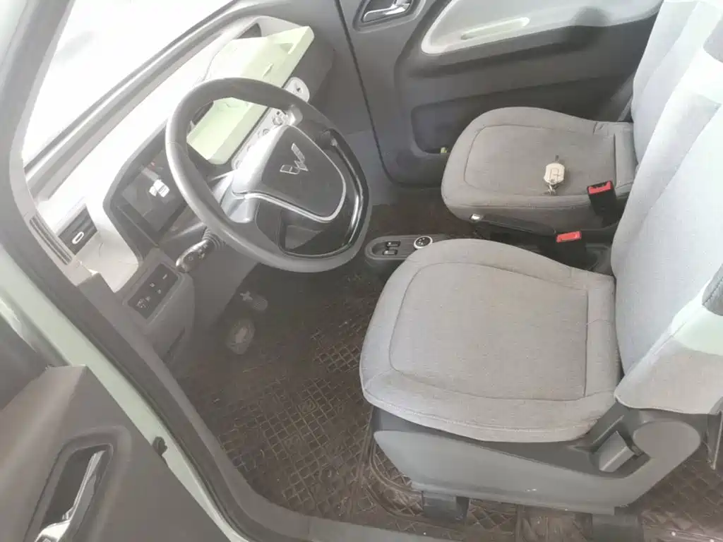 Wuling MINIEV — миниатюра 15