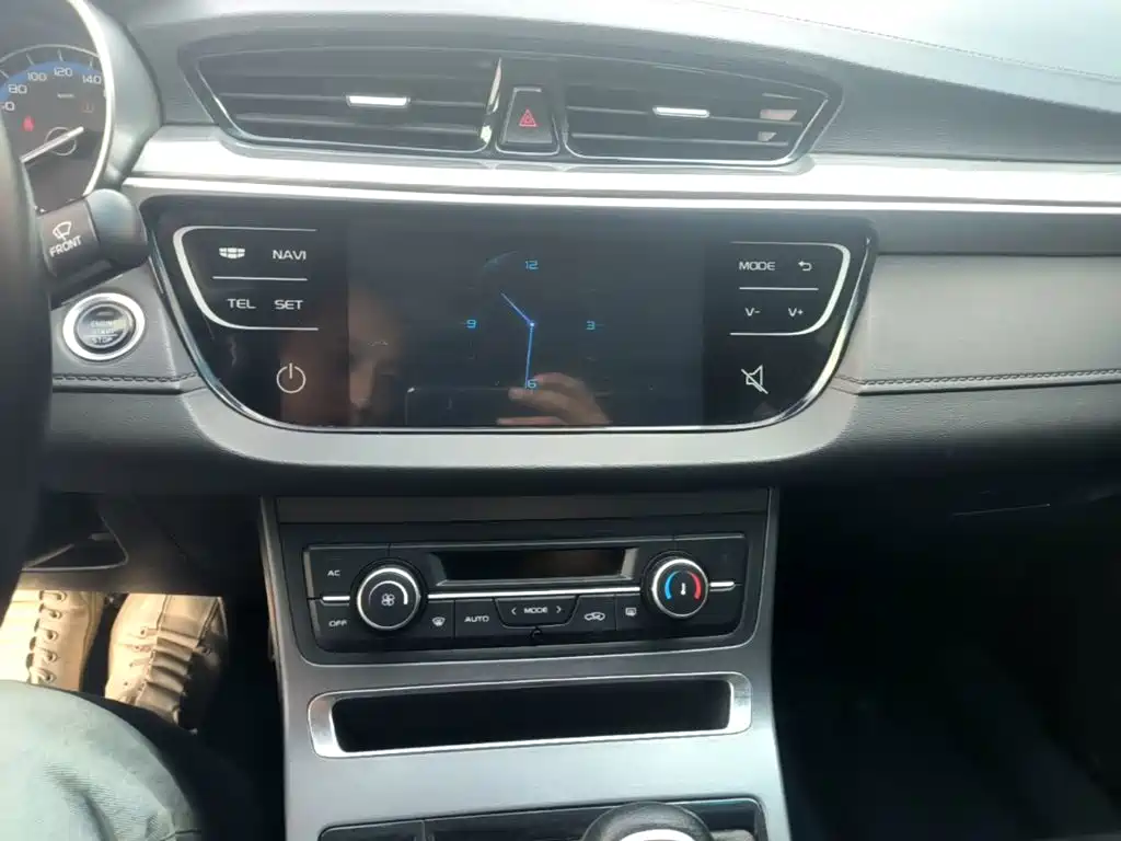 Geely Emgrand — миниатюра 13