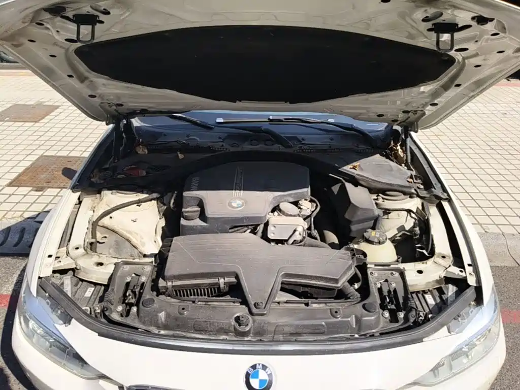 BMW 3 Series — миниатюра 20