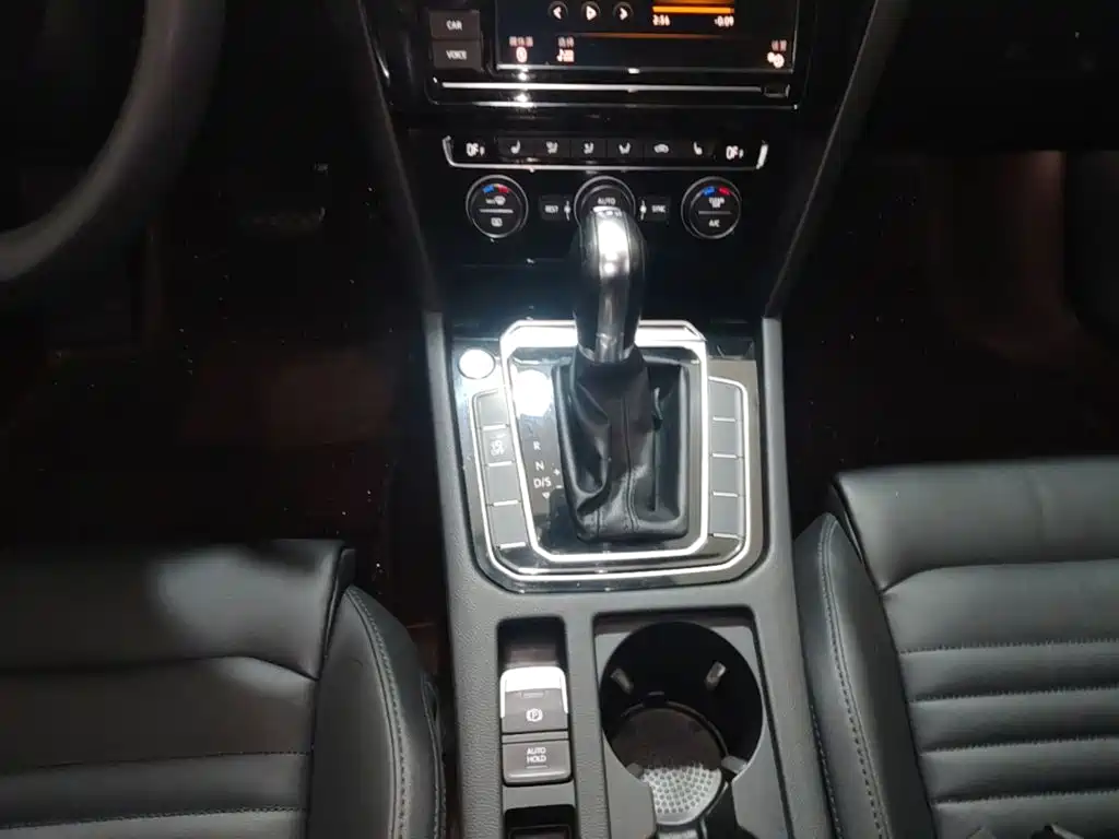 Volkswagen Magotan — миниатюра 14