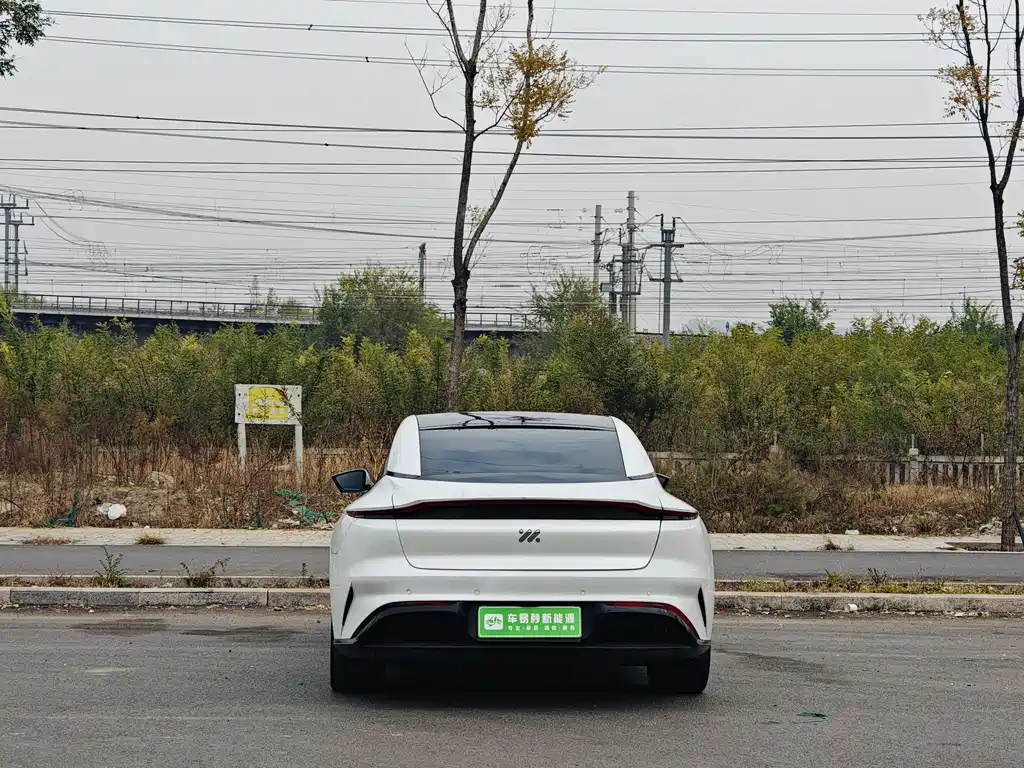 ZHIJI AUTOMOBILE ZHIJI L7