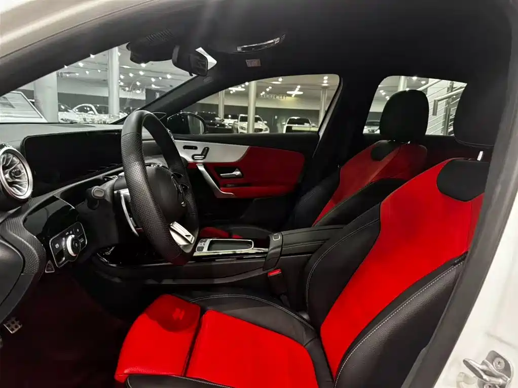 Mercedes-Benz A-Class AMG — миниатюра 12