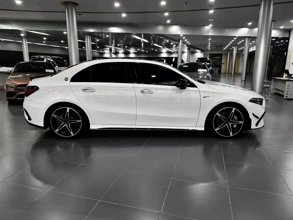 Mercedes-Benz A-Class AMG — миниатюра 6