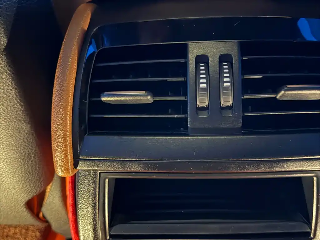 BMW X6 — миниатюра 19