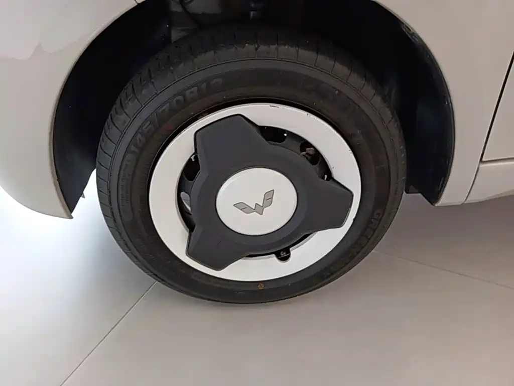 Wuling MINIEV — миниатюра 23