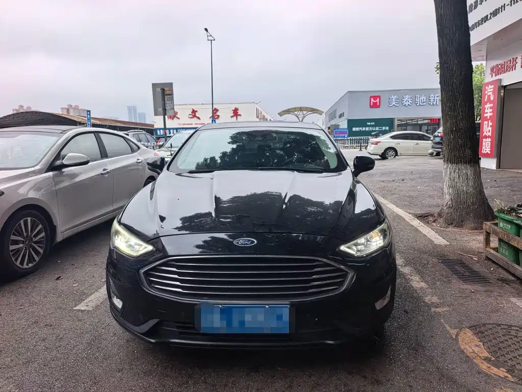 Ford Mondeo — миниатюра 2