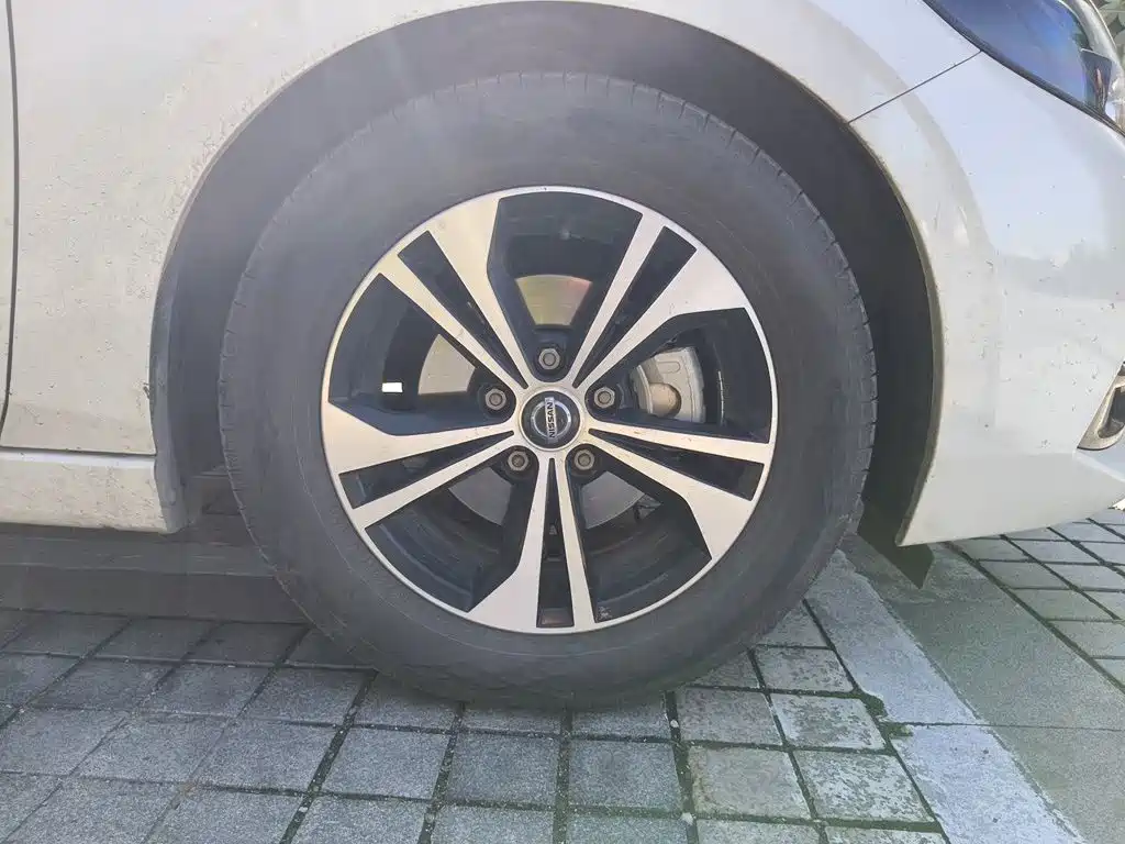 Nissan Sylphy — миниатюра 8
