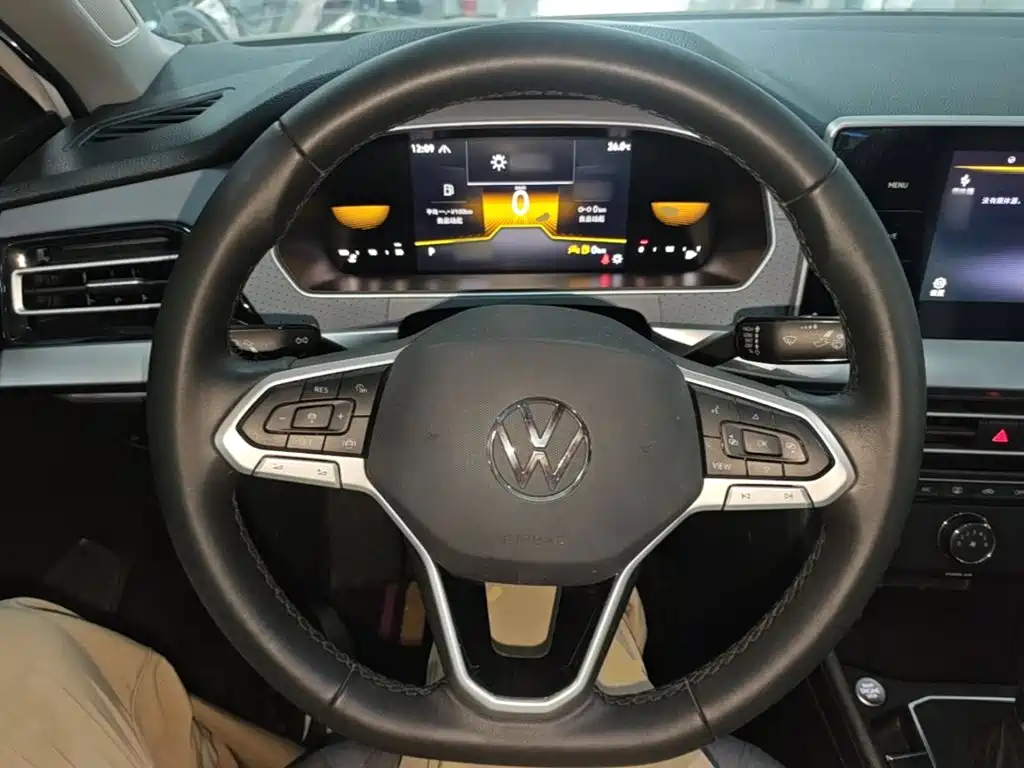 Volkswagen Lavida — миниатюра 11
